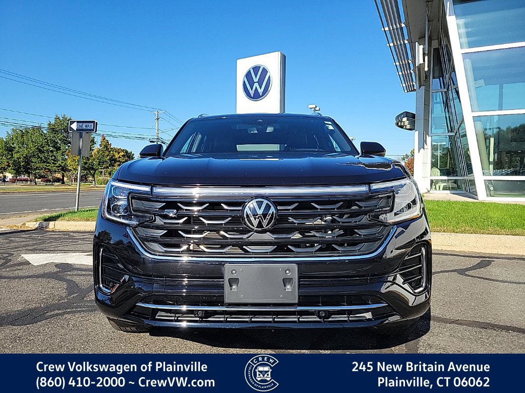Certified 2024 Volkswagen Atlas Cross Sport SEL R-Line w/ Adventure Package AWD/4WD image 22