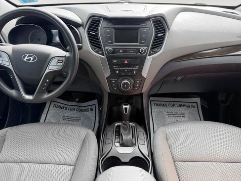 Used 2018 Hyundai Santa Fe Sport image 17