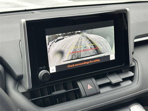 Used 2024 Toyota RAV4 XLE image 30