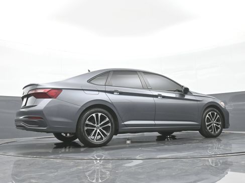 Used 2024 Volkswagen Jetta Sport FWD image 39