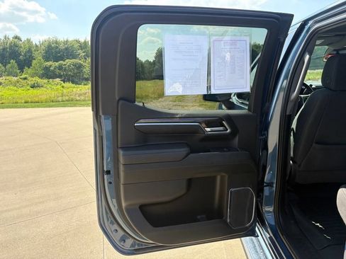Used 2024 GMC Sierra 1500 SLE AWD/4WD image 40