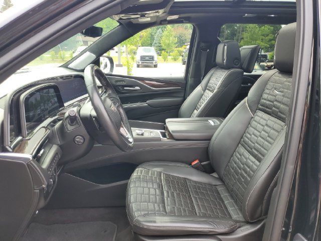 Used 2023 Cadillac Escalade Premium Luxury Platinum AWD/4WD image 15