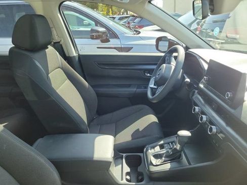 Used 2025 Honda CR-V EX image 2