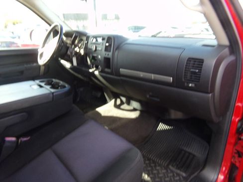 Used 2010 Chevrolet Silverado 1500 LT w/ Power Pack Plus RWD image 24