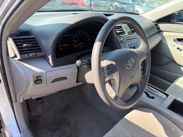 Used 2009 Toyota Camry LE FWD image 14