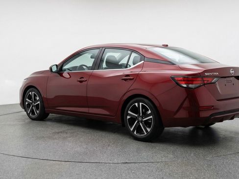 Used 2025 Nissan Sentra SV FWD image 6
