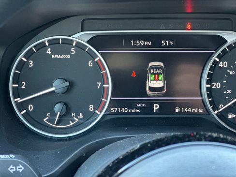 Used 2023 Nissan Rogue SV image 25