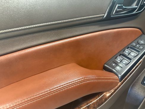 Used 2018 Chevrolet Tahoe Premier image 31