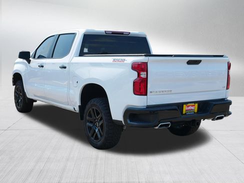Used 2021 Chevrolet Silverado 1500 LT Trail Boss w/ Bed Protection Package AWD/4WD image 5