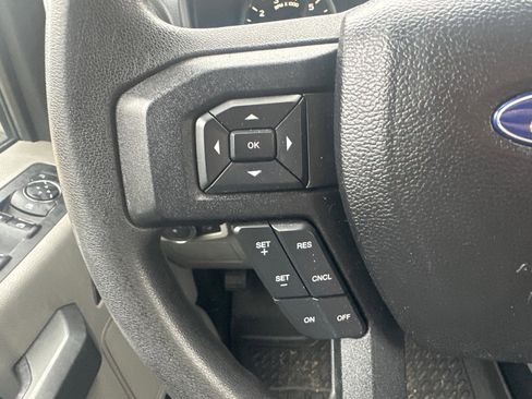 Used 2016 Ford F150 XLT image 23