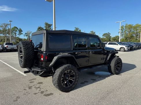 Used 2022 Jeep Wrangler Unlimited Sport AWD/4WD image 3
