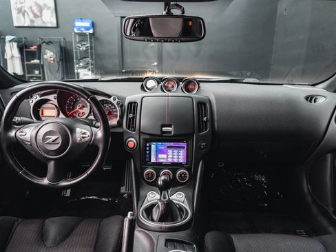 Used 2013 Nissan 370Z NISMO image 36