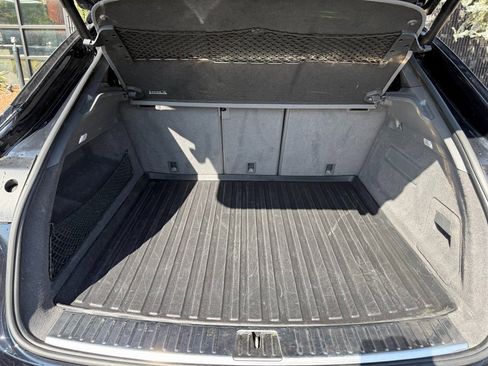 Used 2020 Porsche Cayenne image 15