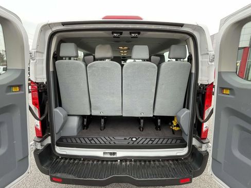 Used 2019 Ford Transit 350 XLT image 10
