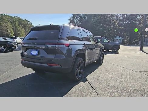 New 2026 Jeep Grand Cherokee Limited w/ Limited Altitude Package image 34