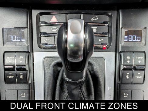 Used 2020 Porsche Macan image 26