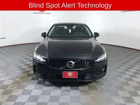 Used 2023 Volvo S60 B5 Core AWD/4WD image 14