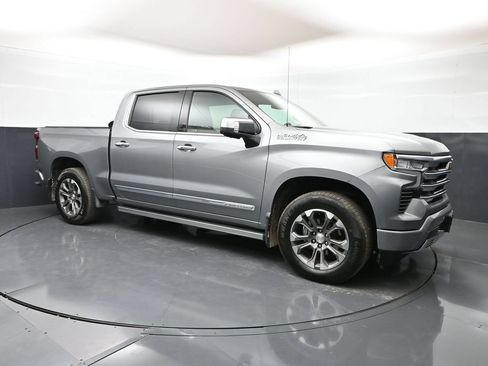 Used 2023 Chevrolet Silverado 1500 High Country AWD/4WD image 41