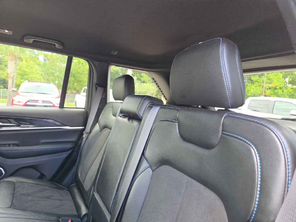 Used 2024 Jeep Grand Cherokee Trailhawk w/ Advanced Protech Group II AWD/4WD image 21