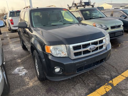 Used 2011 Ford Escape XLT image 19