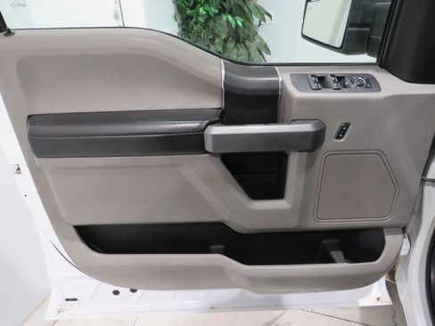 Used 2016 Ford F150 XLT w/ Equipment Group 301A Mid image 22