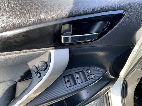 Used 2023 Mitsubishi Eclipse Cross SE AWD/4WD image 37