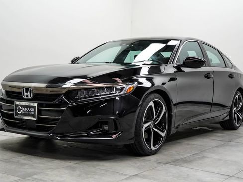 Used 2022 Honda Accord Sport image 7
