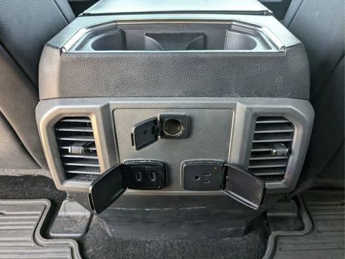 Used 2018 Ford F150 Raptor w/ Equipment Group 802A Luxury AWD/4WD image 12