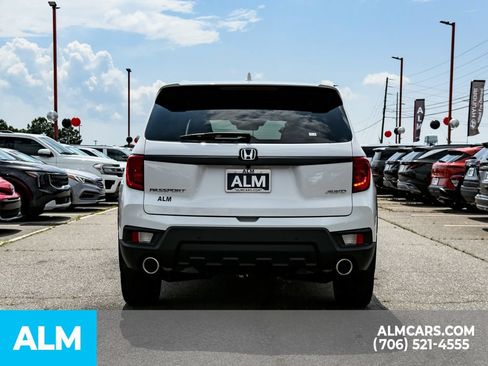 Used 2023 Honda Passport EX-L image 5