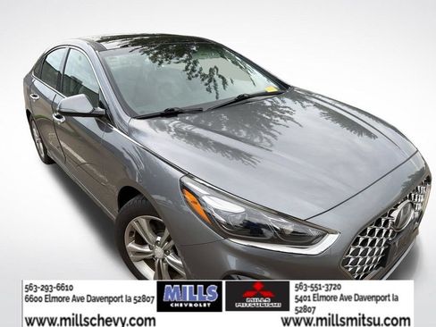 Used 2018 Hyundai Sonata Limited w/ Ultimate Package 07 FWD image 2