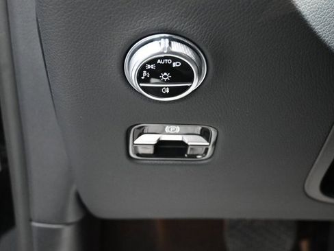 Certified 2023 Mercedes-Benz GLC 300 4MATIC image 10
