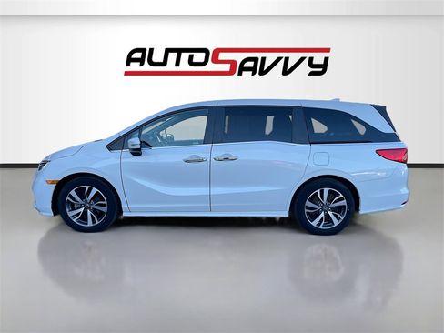 Used 2023 Honda Odyssey Touring image 4