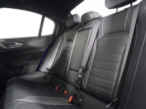 Used 2024 Alfa Romeo Giulia Quadrifoglio w/ Active Assist Plus Package image 19