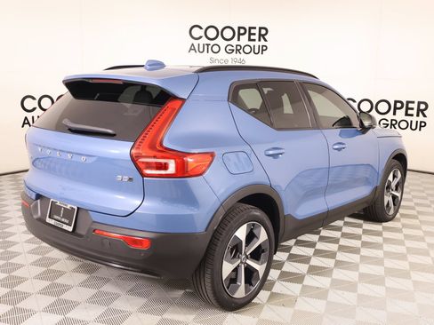 Used 2023 Volvo XC40 B5 Plus w/ Driver Assist Package AWD/4WD image 21