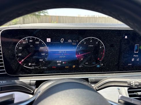 Used 2024 Mercedes-Benz GLS 450 4MATIC image 17