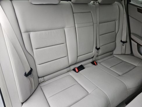 Used 2011 Mercedes-Benz E 350 4MATIC Sedan w/ Premium 1 Pkg image 26