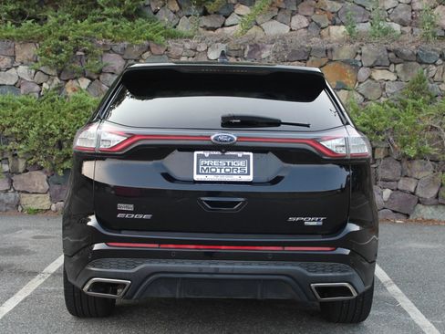 Used 2017 Ford Edge Sport w/ Equipment Group 401A AWD/4WD image 8