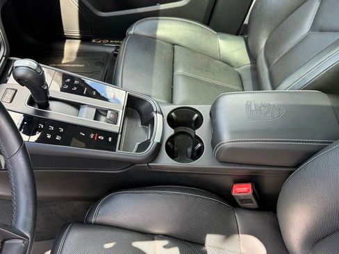 Certified 2023 Porsche Macan GTS AWD/4WD image 17