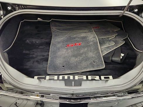 Used 2010 Chevrolet Camaro SS w/ RS Package image 22