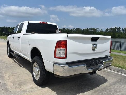 Used 2022 RAM 2500 Tradesman w/ Chrome Appearance Group AWD/4WD image 8
