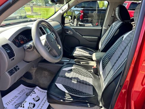 Used 2017 Nissan Frontier SV RWD image 13