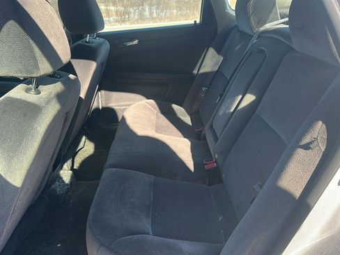 Used 2015 Chevrolet Impala LT image 21