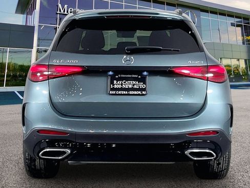 Used 2026 Mercedes-Benz GLC 300 4MATIC image 4