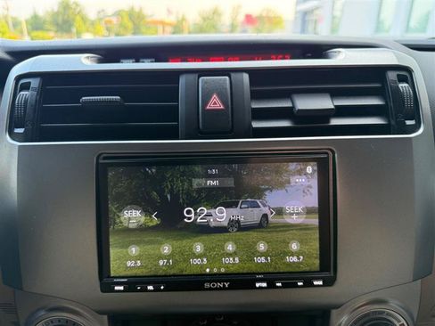 Used 2011 Toyota 4Runner SR5 AWD/4WD image 39