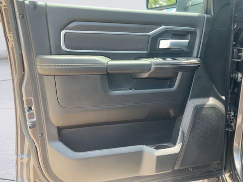 New 2026 RAM 2500 Big Horn AWD/4WD image 19