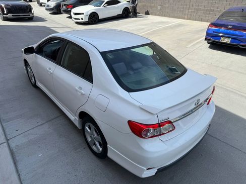 Used 2013 Toyota Corolla S image 8