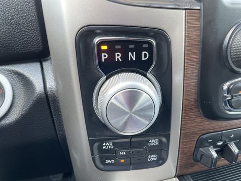 Used 2015 RAM 1500 Laramie w/ Convenience Group AWD/4WD image 14