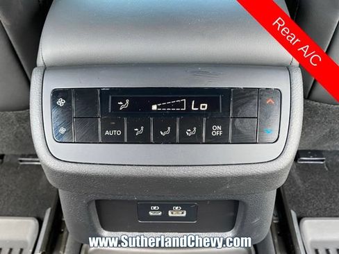 Used 2025 Nissan Pathfinder Rock Creek AWD/4WD image 46