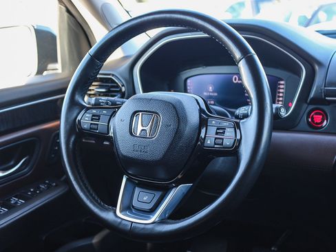 Used 2023 Honda Pilot Elite image 16