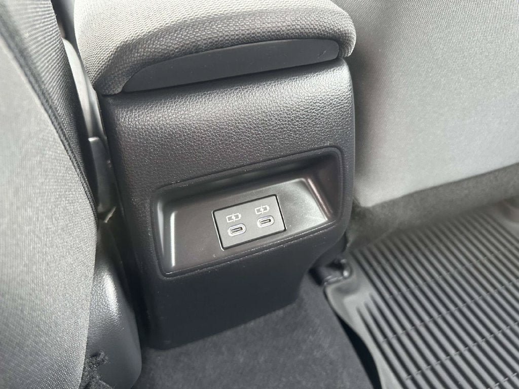 Used 2025 Toyota Corolla LE w/ LE Premium Package FWD image 10